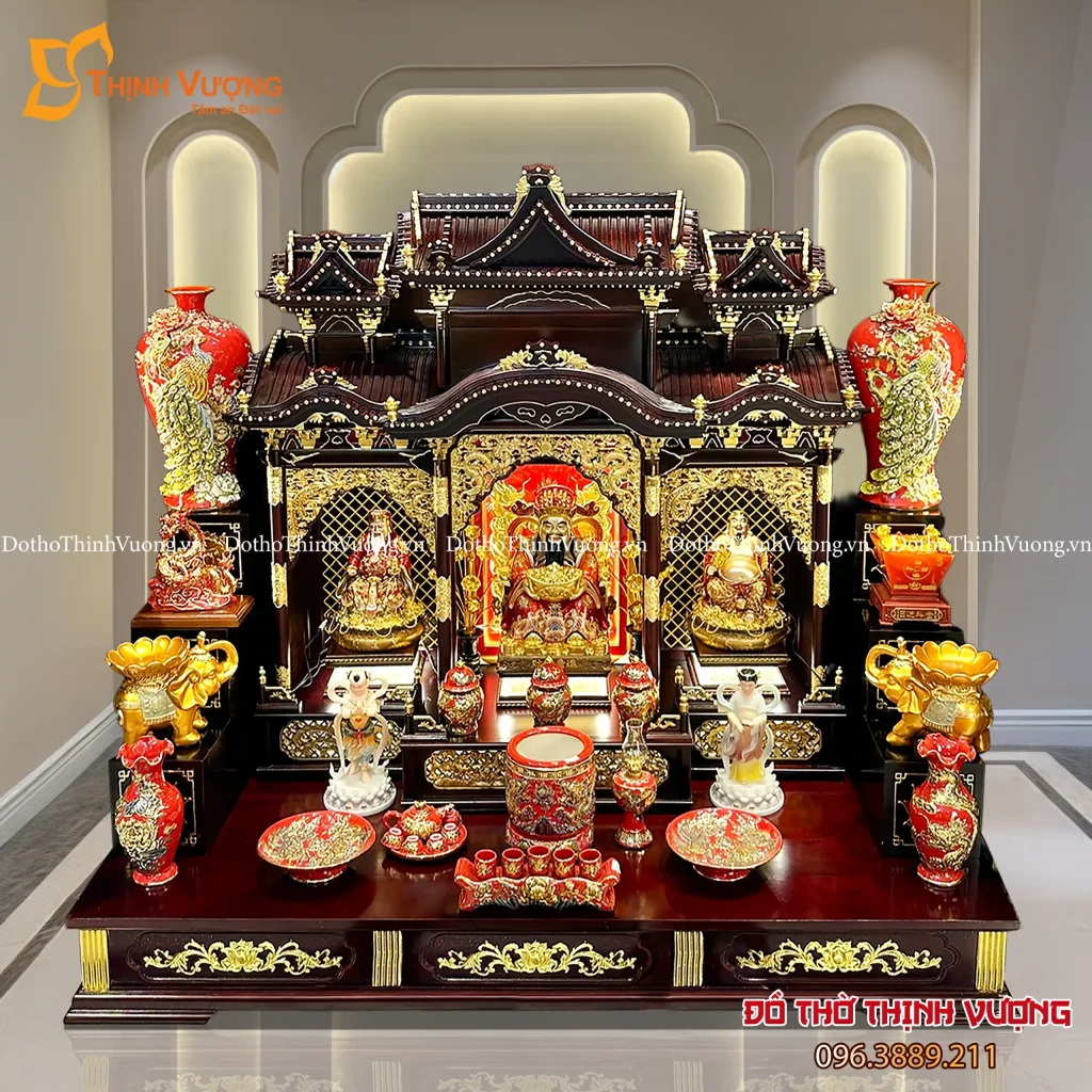 Trọn Bộ Ban Thần Tài 3 Gian Gỗ Hương Nâu Đỏ + Sứ Đỏ Nổi Vẽ Vàng